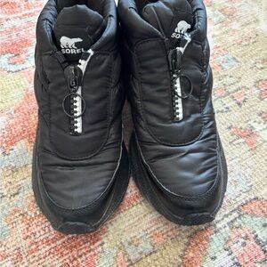 Sorel Black Quilted Zipper Slip-Ons